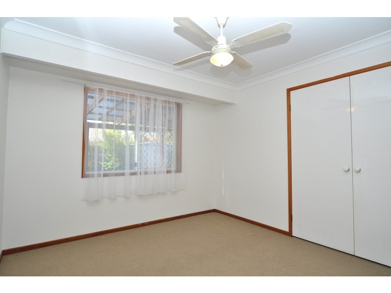 2/25 Maiala Close, Paradise Point QLD 4216