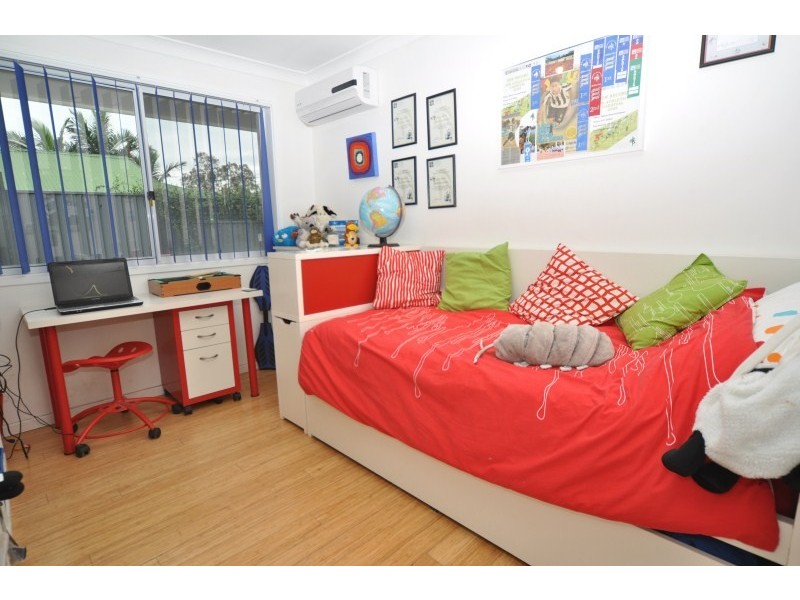 16 Babirra Street, Hope Island QLD 4212