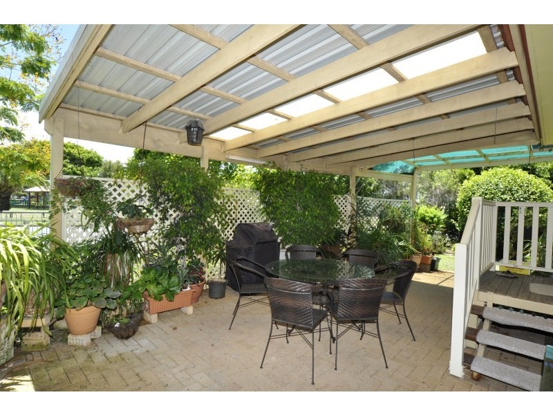 38 Nankeen Avenue, Paradise Point QLD 4216