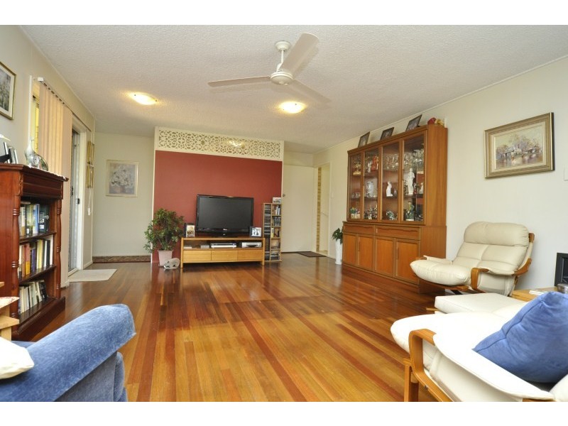 38 Nankeen Avenue, Paradise Point QLD 4216