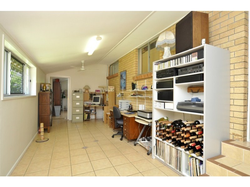 38 Nankeen Avenue, Paradise Point QLD 4216