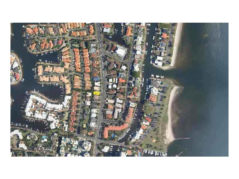 1/54 Bayview Street, Runaway Bay QLD 4216