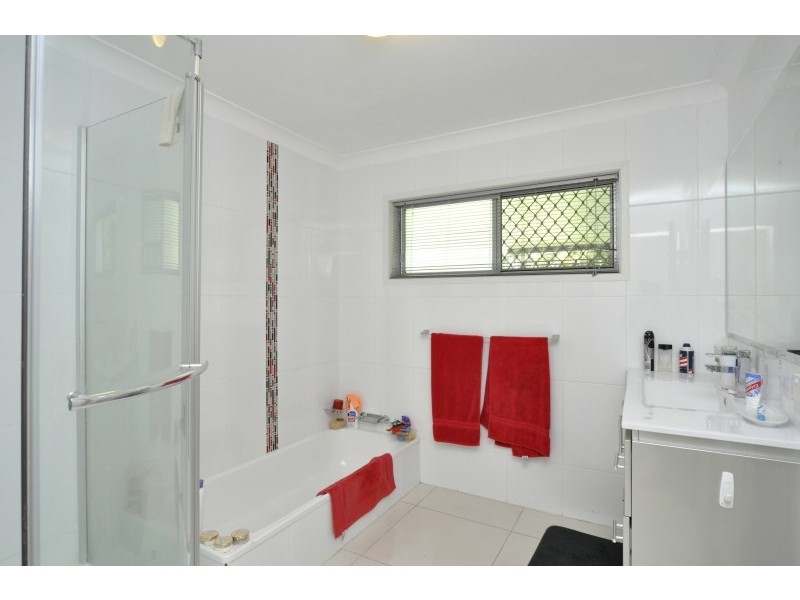 31 Coombabah Road, Runaway Bay QLD 4216