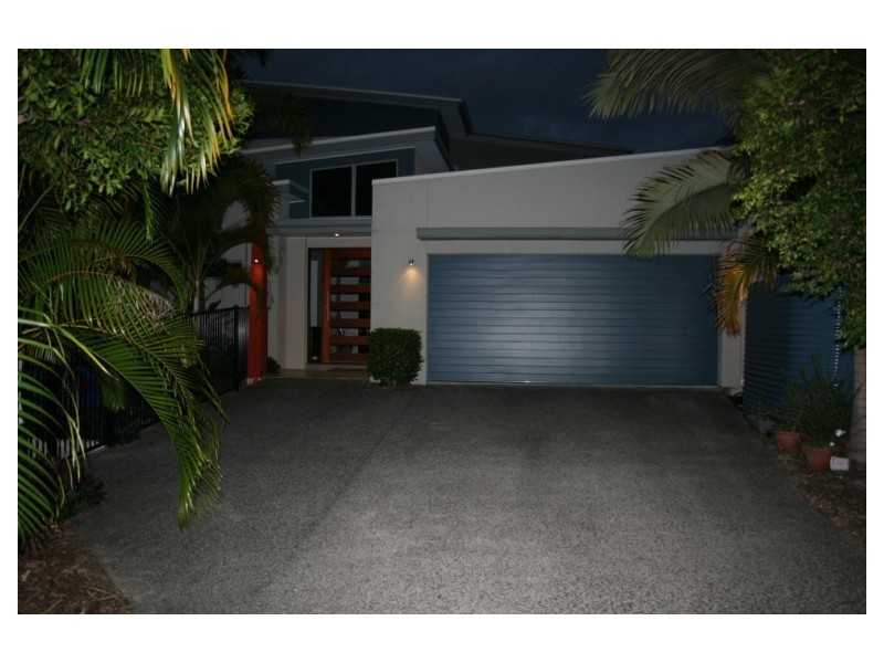 13 Joseph Street, Runaway Bay QLD 4216