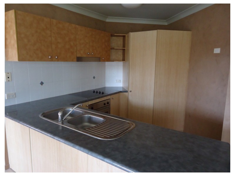 15/89 Bayview Street, Runaway Bay QLD 4216