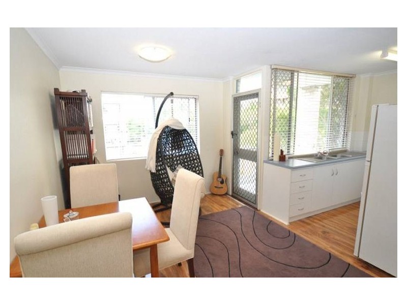 1/26 Labrador Street, Labrador QLD 4215