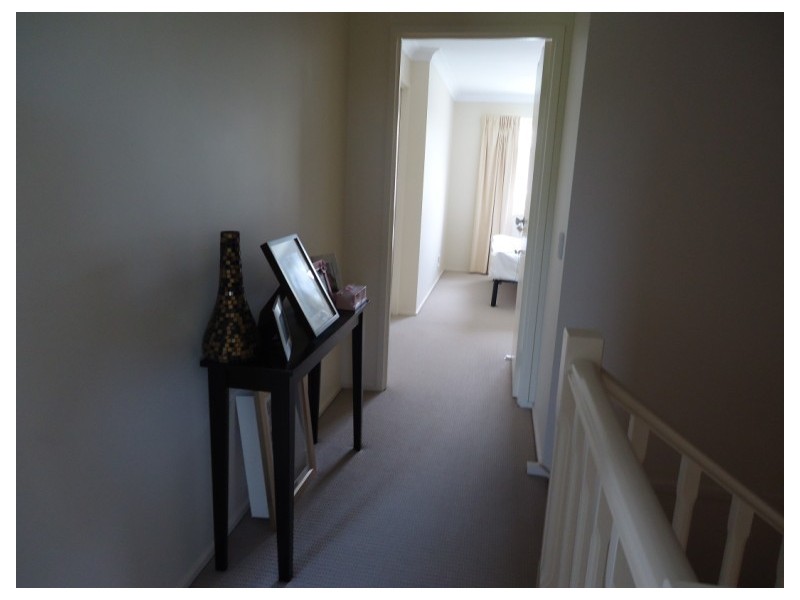 4/90 Pohlman Street, Southport QLD 4215