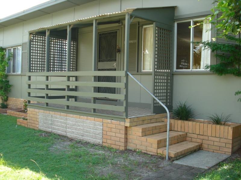 2 Allinga Street, Coombabah QLD 4216