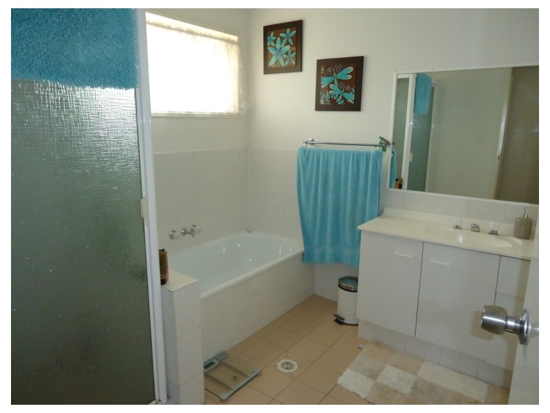 116/97 Edmund Rice Drive, Southport QLD 4215