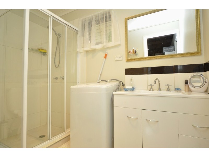 35 Thrush Avenue, Paradise Point QLD 4216