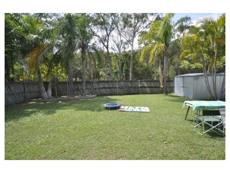 2/7 Jessica Court, Arundel QLD 4214