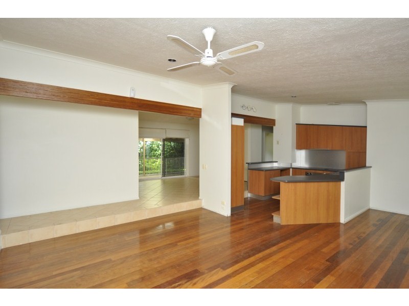 90 Boykambil Esplanade North, Hope Island QLD 4212