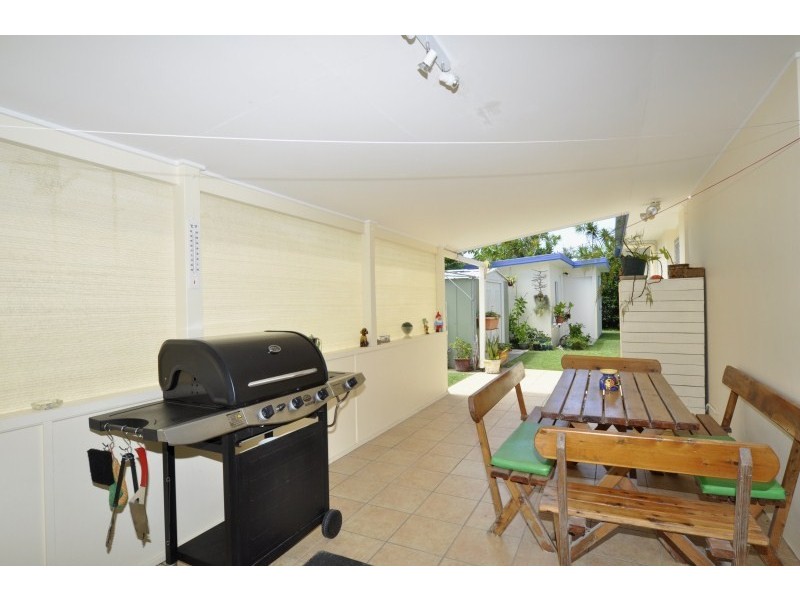 49 Clam Street, Runaway Bay QLD 4216