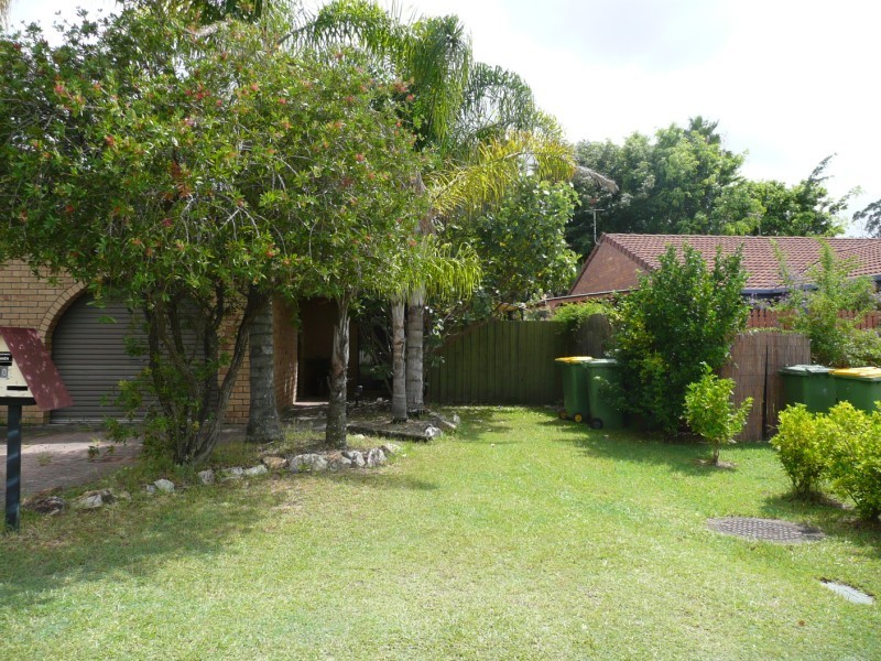 1/20 Telopea Street, Labrador QLD 4215