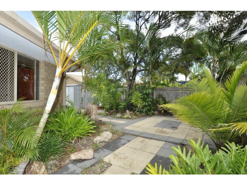 9/13 Stephanie Court, Labrador QLD 4215