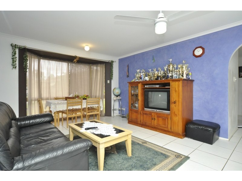 9/13 Stephanie Court, Labrador QLD 4215