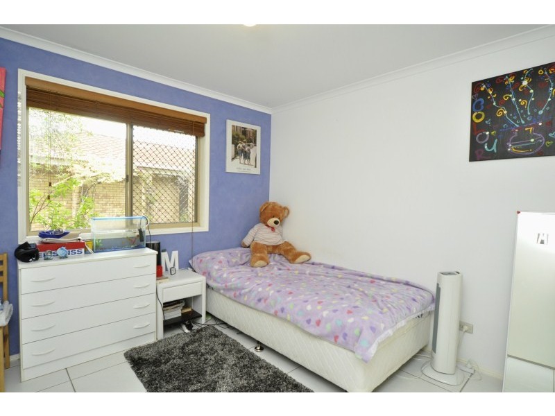 9/13 Stephanie Court, Labrador QLD 4215