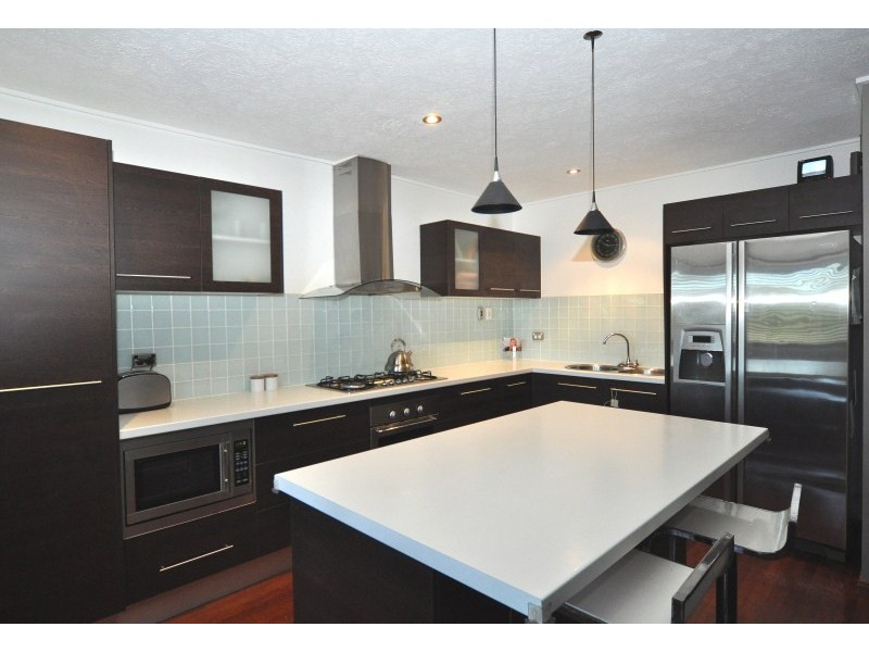 53 Annerley Avenue, Runaway Bay QLD 4216