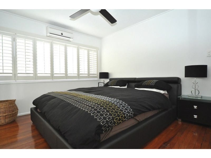 53 Annerley Avenue, Runaway Bay QLD 4216