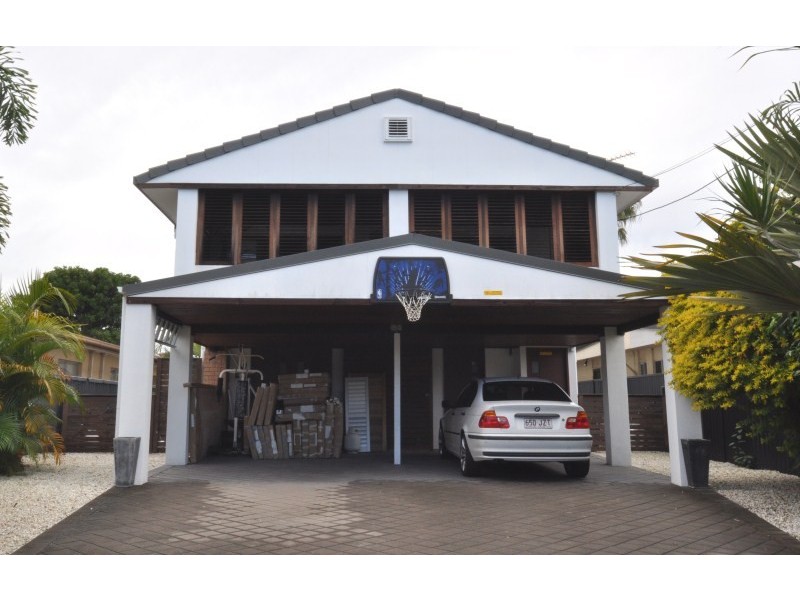 53 Annerley Avenue, Runaway Bay QLD 4216