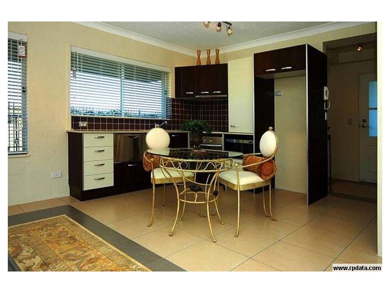 2/28 Bruce Avenue, Paradise Point QLD 4216