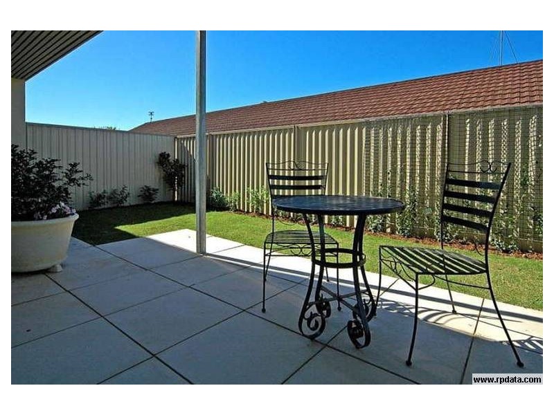 2/28 Bruce Avenue, Paradise Point QLD 4216
