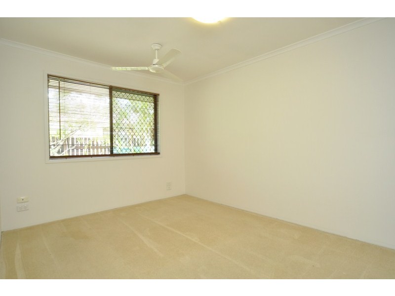 1/51 Government Road, Labrador QLD 4215