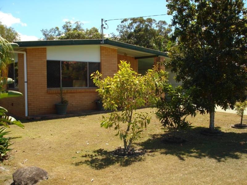 38 Deagon Drive, Runaway Bay QLD 4216