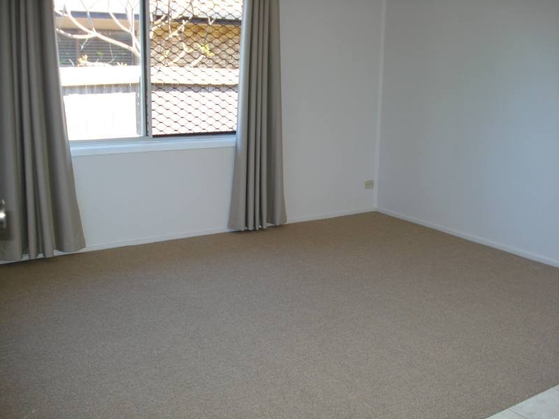 38 Deagon Drive, Runaway Bay QLD 4216