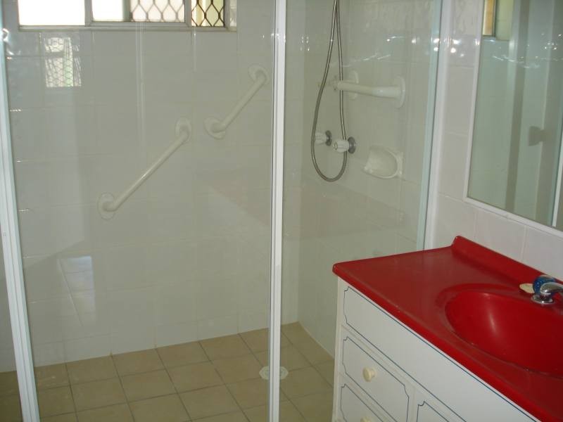 38 Deagon Drive, Runaway Bay QLD 4216