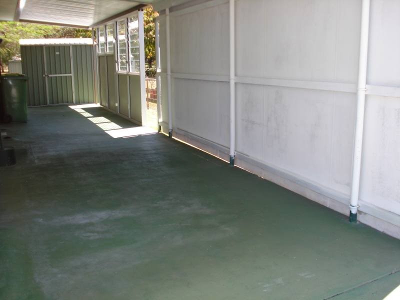 38 Deagon Drive, Runaway Bay QLD 4216