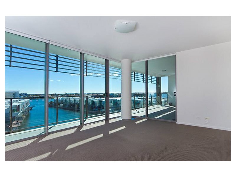 6502 Ephraim Island, Paradise Point QLD 4216