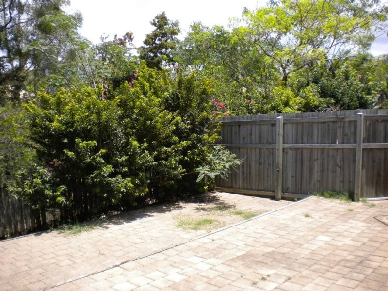 18/63 Olsen Avenue, Labrador QLD 4215