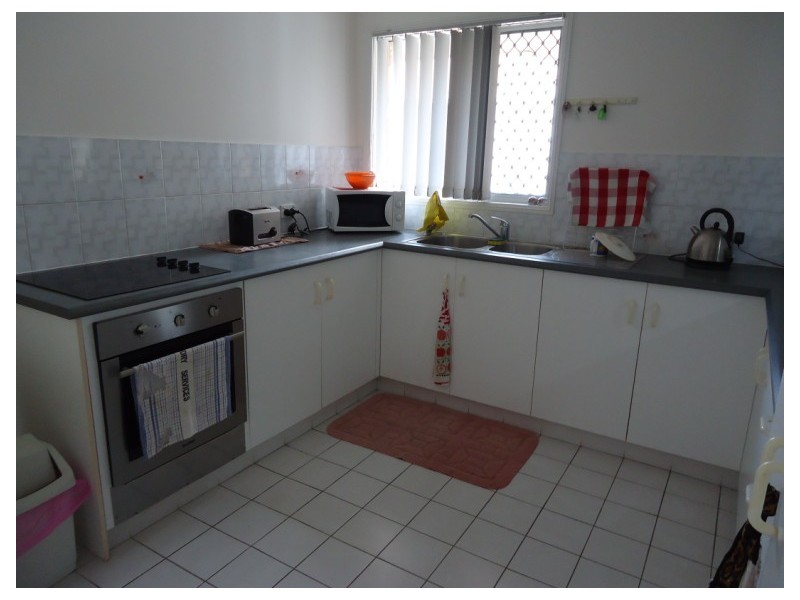 1/11 Coventry Court, Labrador QLD 4215