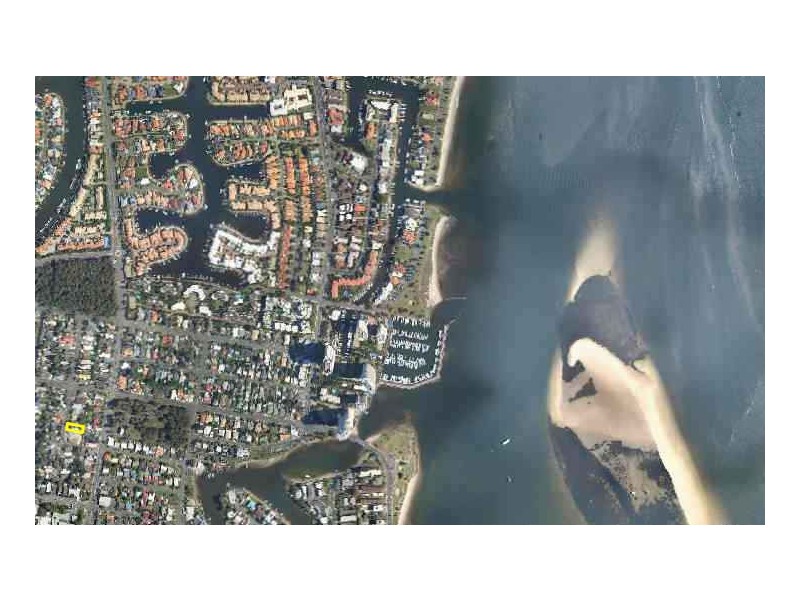 19 Annerley Avenue, Runaway Bay QLD 4216