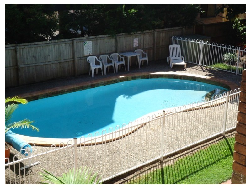 6/179 Muir Street, Labrador QLD 4215