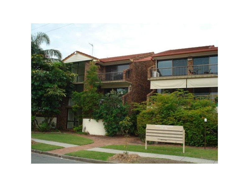 6/179 Muir Street, Labrador QLD 4215