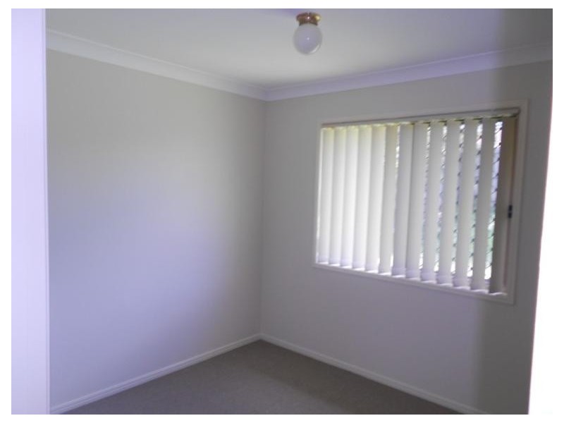 4 Pinemount Crescent, Gaven QLD 4211