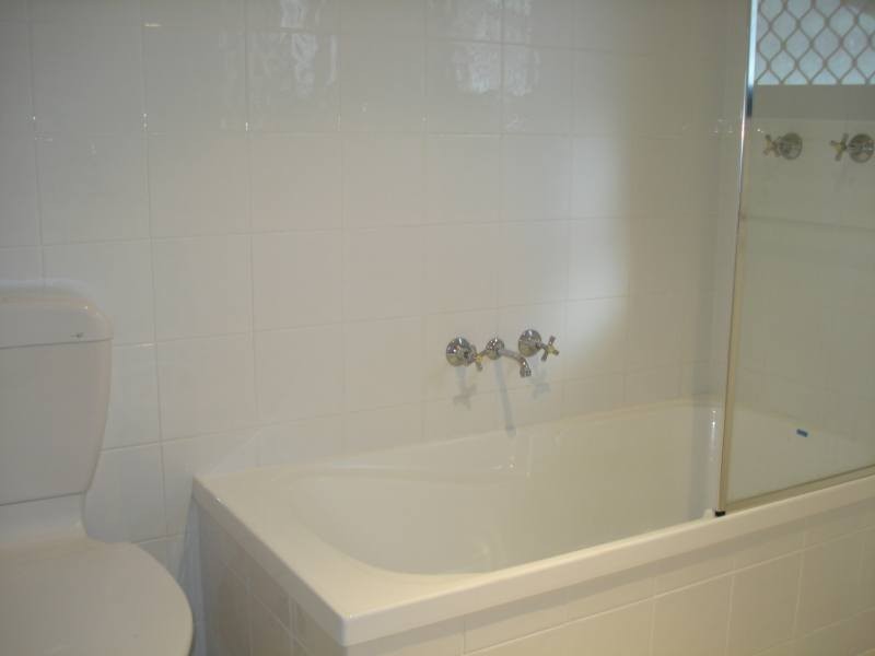 6/26 Bath Street, Labrador QLD 4215