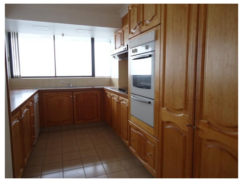 124/17 Bayview Street, Runaway Bay QLD 4216