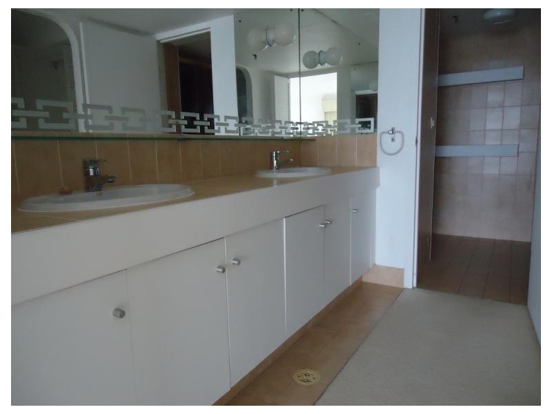 124/17 Bayview Street, Runaway Bay QLD 4216