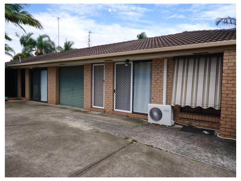 1/12 Stephenson Street, Labrador QLD 4215