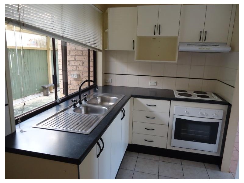 1/12 Stephenson Street, Labrador QLD 4215