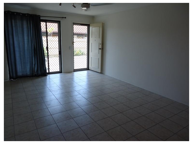 1/12 Stephenson Street, Labrador QLD 4215