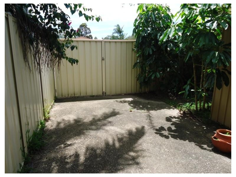 1/12 Stephenson Street, Labrador QLD 4215