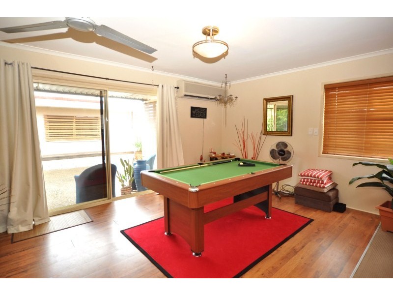 24 Bluegum Avenue, Hollywell QLD 4216