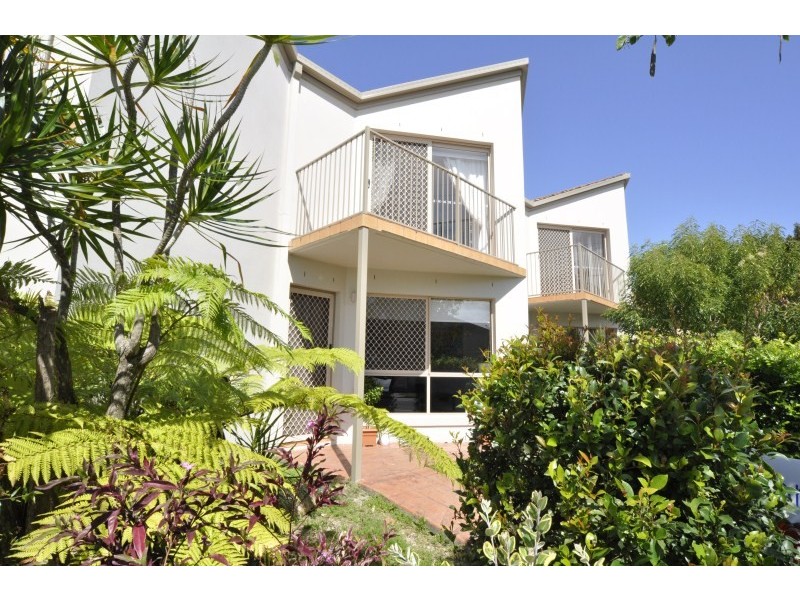 3/38 Abalone Avenue, Paradise Point QLD 4216