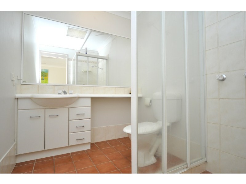3/38 Abalone Avenue, Paradise Point QLD 4216