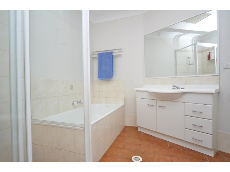 3/38 Abalone Avenue, Paradise Point QLD 4216