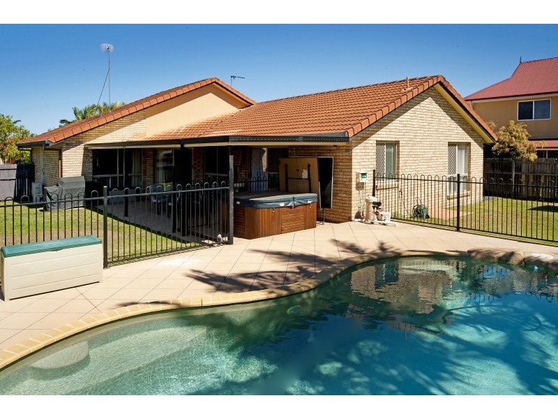 121 Monterey Keys Drive, Monterey Keys QLD 4212